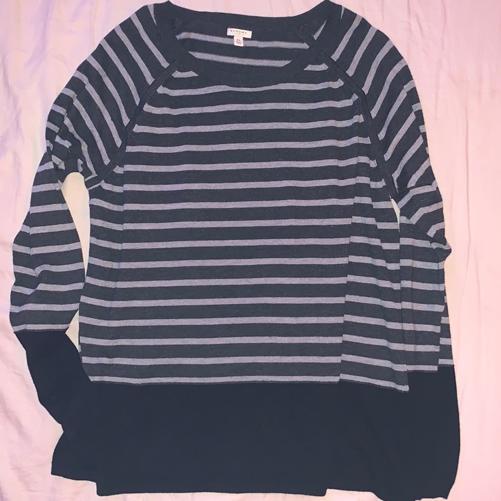 Super Soft and Stylish Women’s Long Sleeve Shirt Size XL